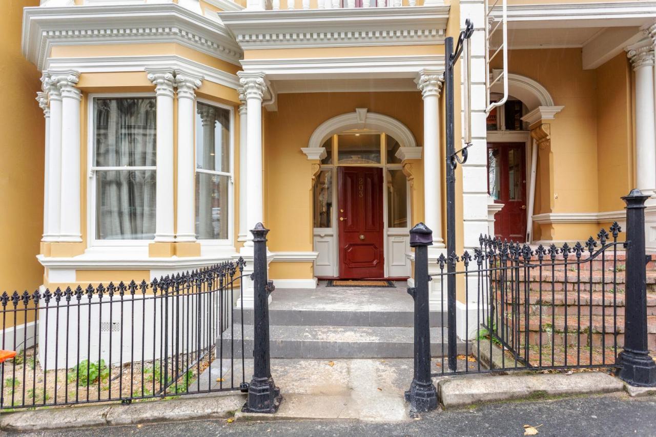 Character On Stuart St Villa Dunedin Dış mekan fotoğraf